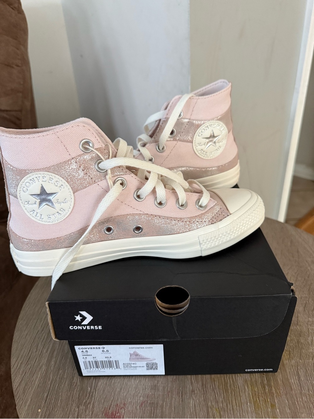 Converse women Pink High-Top All Star Sneakers 6.5